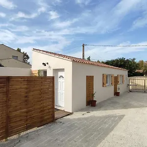 Paisible Maisonnette à Sur La Sorgue Appartement Entraigues-sur-la-Sorgue