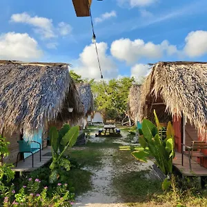 Saona Lodge Mano Juan